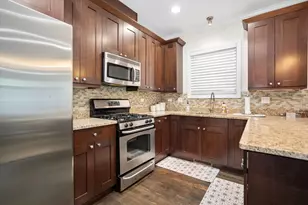 1511 W Walton St, Chicago, IL 60642 - Photo 8