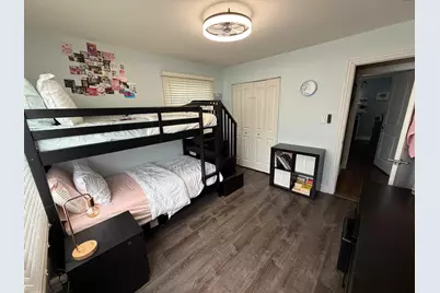 15 Wildwood Road, Elk Grove Village, IL 60007 - Photo 18