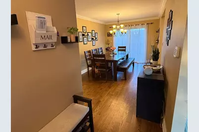 15 Wildwood Road, Elk Grove Village, IL 60007 - Photo 4