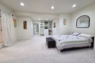 1025 Rosewood Dr, Carpentersville, IL 60110 - Photo 14