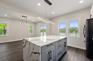 6N362 Riverside Dr, Saint Charles, IL 60174 - Photo 12