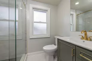 308 W Greenwood Ave, Waukegan, IL 60087 - Photo 16