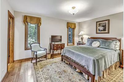 [Address not provided], Lincolnwood, IL 60712 - Photo 12