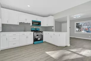 104 Louis Rd, Joliet, IL 60433 - Photo 6