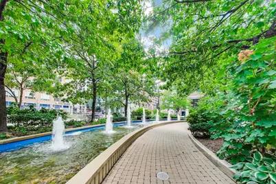 400 N Lasalle Drive #1912, Chicago, IL 60610 - Photo 2