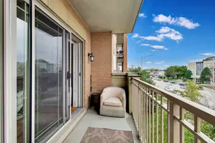 77 N Wolf Rd, Northlake, IL 60164 - Photo 16