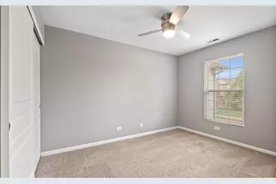 533 Metropolitan Street, Aurora, IL 60502 - Photo 10