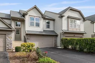 533 Metropolitan St, Aurora, IL 60502 - Photo 2