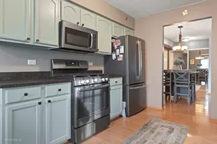 6970 Heritage Cir, Orland Park, IL 60462 - Photo 12