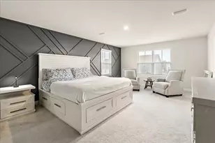 319 Atkinson Dr, Sugar Grove, IL 60554 - Photo 12