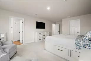 319 Atkinson Dr, Sugar Grove, IL 60554 - Photo 14