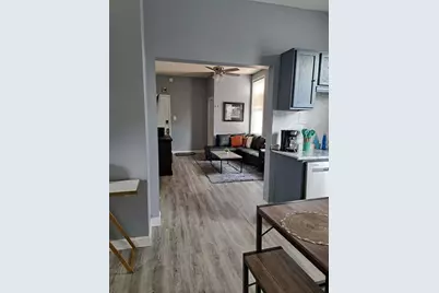 3128 N Clybourn Avenue #2R, Chicago, IL 60618 - Photo 10