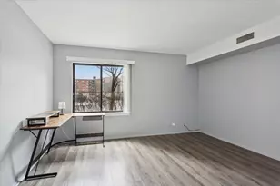 720 Wellington Ave, Elk Grove Village, IL 60007 - Photo 8