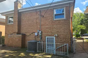 12946 S Carpenter St, Calumet Park, IL 60827 - Photo 16