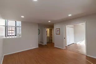 1379 Ct Marguerite, Hanover Park, IL 60133 - Photo 14