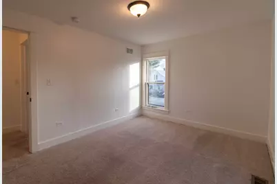 357 W Park Avenue, Aurora, IL 60506 - Photo 12