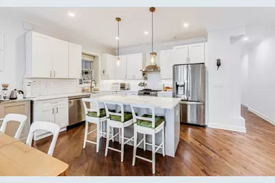 2510 W Iowa Street #1, Chicago, IL 60622 - Photo 4