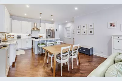 2510 W Iowa Street #1, Chicago, IL 60622 - Photo 6