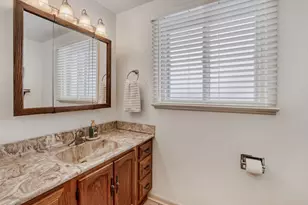 2406 N Lafayette St, Arlington Heights, IL 60004 - Photo 20