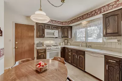 2406 N Lafayette Street, Arlington Heights, IL 60004 - Photo 6