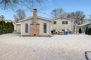 2406 N Lafayette St, Arlington Heights, IL 60004 - Photo 26