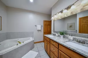 723 Manor Hill Pl, Sugar Grove, IL 60554 - Photo 14