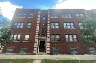 243 E 108th St, Chicago, IL 60628 - Photo 2