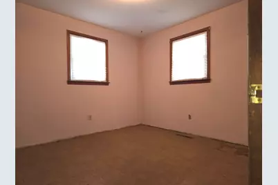 286 S Barbara Drive, Kankakee, IL 60901 - Photo 10