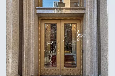 1210 N Astor Street #3A, Chicago, IL 60610 - Photo 2