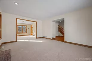 43W701 Willow Creek Dr, Elburn, IL 60119 - Photo 6