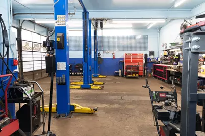 9021 Harlem Avenue, Morton Grove, IL 60053 - Photo 8