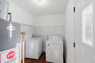 733 Oriole Dr, Streamwood, IL 60107 - Photo 8