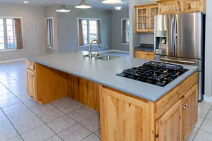 100 Walden Pond Blvd, Monticello, IL 61856 - Photo 10
