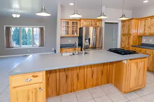 100 Walden Pond Blvd, Monticello, IL 61856 - Photo 16