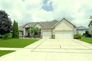 100 Walden Pond Blvd, Monticello, IL 61856 - Photo 80