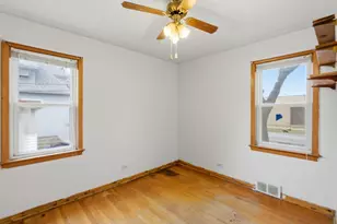 4448 Lawndale Ave, Lyons, IL 60534 - Photo 10