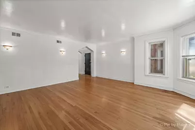 7839 S Kingston Avenue, Chicago, IL 60649 - Photo 8