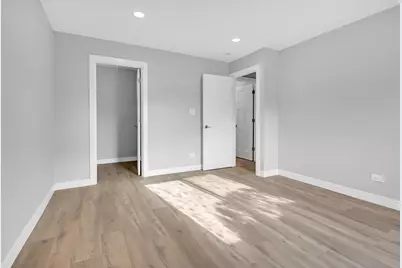 [Address not provided], Addison, IL 60101 - Photo 2