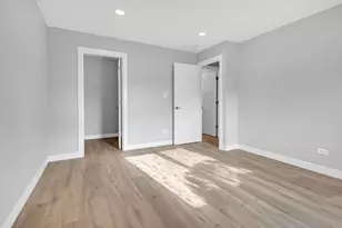 [Address not provided], Addison, IL 60101 - Photo 2