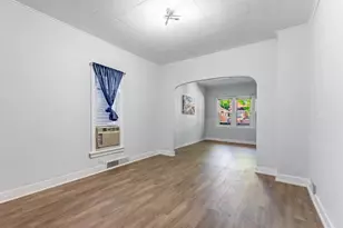 7041 S Throop St, Chicago, IL 60636 - Photo 8