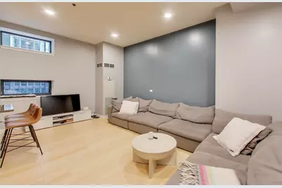 [Address not provided], Chicago, IL 60603 - Photo 6