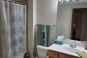 1111 W 15th St, Chicago, IL 60608 - Photo 22