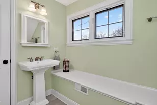 215 7th St, Downers Grove, IL 60515 - Photo 28