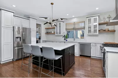 215 7th Street, Downers Grove, IL 60515 - Photo 2