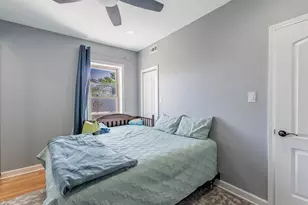 5717 N Kimball Ave, Chicago, IL 60659 - Photo 14