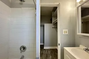 4735 N Beacon St, Chicago, IL 60640 - Photo 18