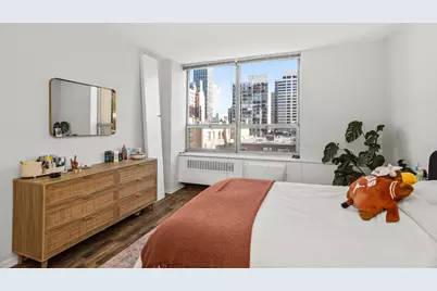 70 W Burton Place #704F, Chicago, IL 60610 - Photo 12