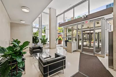 70 W Burton Place #704F, Chicago, IL 60610 - Photo 12