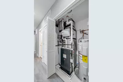 [Address not provided], Chicago, IL 60608 - Photo 18