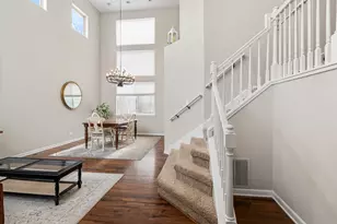 2220 N Hillcrest Ct, Round Lake Beach, IL 60073 - Photo 16